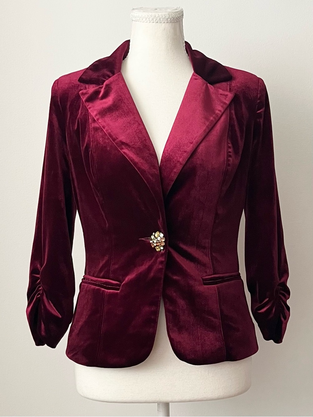 XOXO Women's Velvet Velour Burgundy Blazer Size S Jeweled Button Dark Romantic